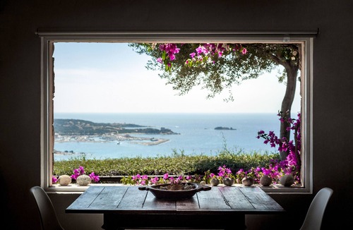 Campulongu House | Magnificent villa with breathtaking sea view, panoramic swimming pool, garden and WI-FI