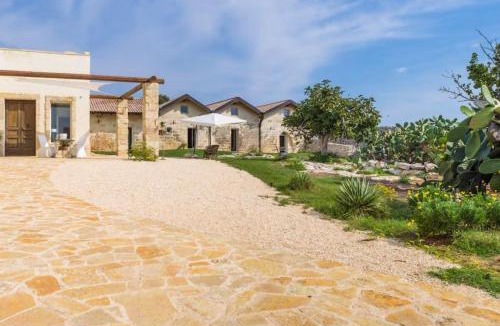 Lizzanello Apartment | Masseria Murrieri - Villa fino a 16 ospiti con piscina privata