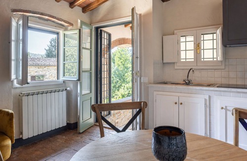 Sambuca Apartment | Nice apartment for 3 guests with WIFI, pool, close to Greve In Chianti