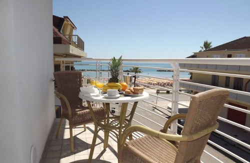 Martinsicuro Apartment | Nice apartment for 4 guests with A/C, WIFI, TV, balcony and pets allowed