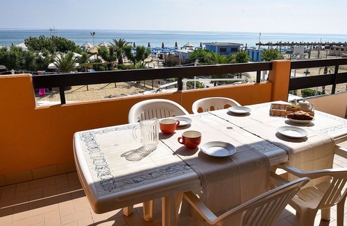 Silvi Marina Apartment | Nice apartment for 4 guests with WIFI, TV, balcony and pets allowed