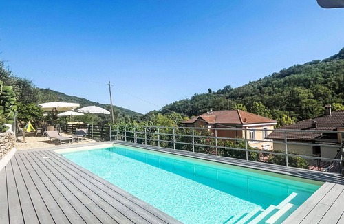 Prela Apartment | Nice apartment for 6 people with WIFI, pool, TV, patio and pets allowed