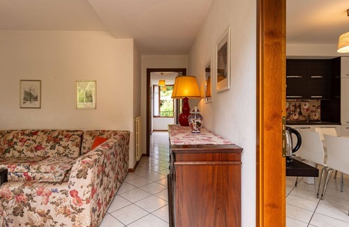 Castello Apartment | Nice apartment for 8 guests with WIFI, TV, balcony and pets allowed
