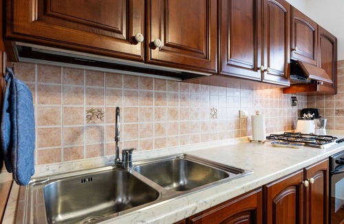 Diano Castello Apartment | Nice apartment for 4 people with WIFI, pool, TV, patio and pets allowed