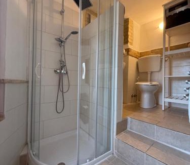 Villa Caldari House | Ortona, casa intera, 7 posti letto, 2 bagni, free parking, mare a 10 minuti