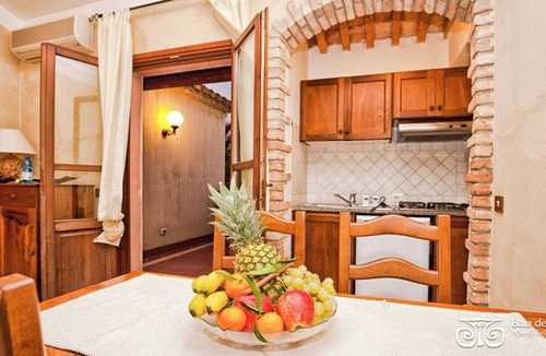 Golfo di Marinella Apartment | Perfectly positioned Baia de Bahas Residence SeaView 2 Bedroom sleeps 6-no 0894