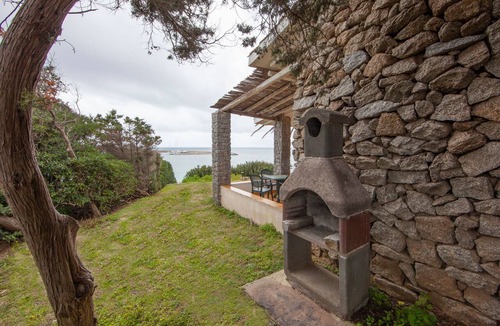 Notteri House | Rock house over the water - No. S338.1