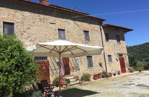 Giugnano Villa | Romantic Holiday Villa, with a pool available from April through October, for 18, 25, or 29 people