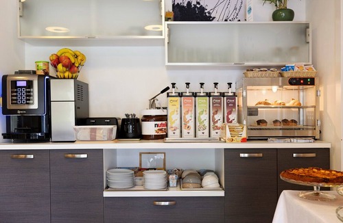 Mori Apartment | Room 'Camera Matrimoniale' with Mountain View, Wi-Fi and Air Conditioning