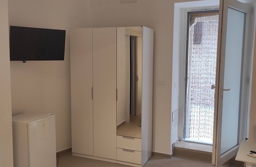 Santa Maria Bed & Breakfast | Room with private bathroom in the heart of Barletta's historic center