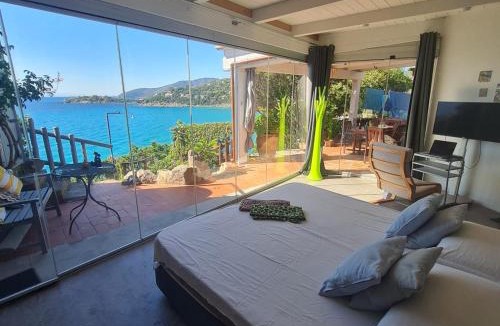 Torre delle Stelle Villa | Sardegna Rivanhouse Suite stunning sea view hydromassage and direct access to the sea