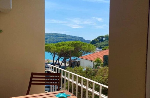 Portovenere Apartment | Seaside escape with balcony views