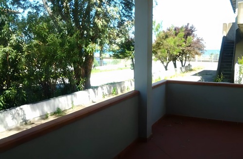 Casalbordino Apartment | Seaside House with Private Entrance, Steps from Beach and Station