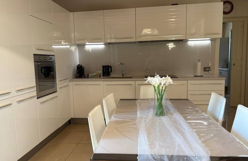 Villongo Apartment | Spacious, fully furnished two-room apartment with a terrace and a garage, 20 minutes from Orio Airport