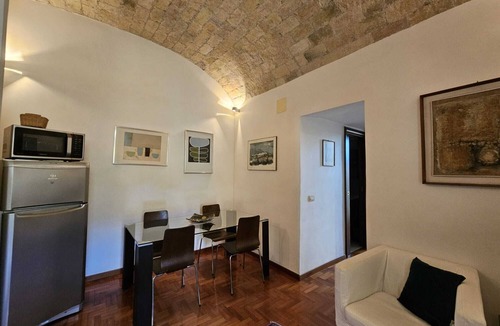 San Lorenzo Apartment | Spritz Apartment - Two Bedroom Apartment, Sleeps 3