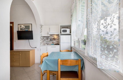 Pietra Ligure Apartment | Studio Apartment "Monolocale 12" with Sea View, Wi-Fi & Air Conditioning