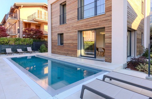 Colico Piano House | Stunning private villa for 10 guests with WIFI, private pool, A/C, terrace and pets allowed