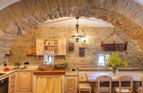 Cortona Villa | Stunning villa for 4 guests with A/C, WIFI, pool, TV and panoramic view
