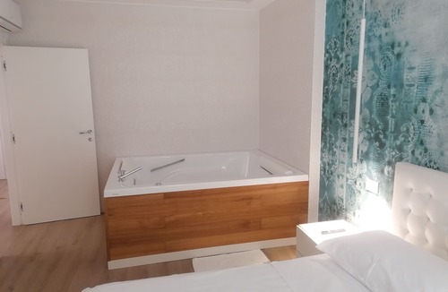 Lido House | The Smerald 2