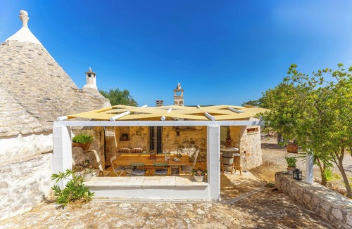 Ostuni House | Trullo Happy Sunrise