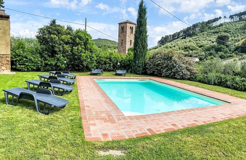 Sant'Andrea di Compito House | Vicarisa by Interhome