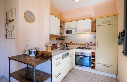 Susello Apartment | Villa Ada Troubetzkoy I 201 by Lago Reisen