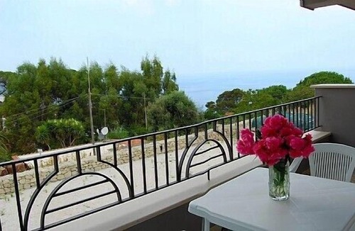 Casamicciola Terme House | Villa Chiaretta D, fully refundable with voucher*: A cozy apartment which faces the sun and the sea.