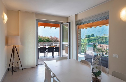 Ossuccio Villa | Villa Comacina, Como Lake