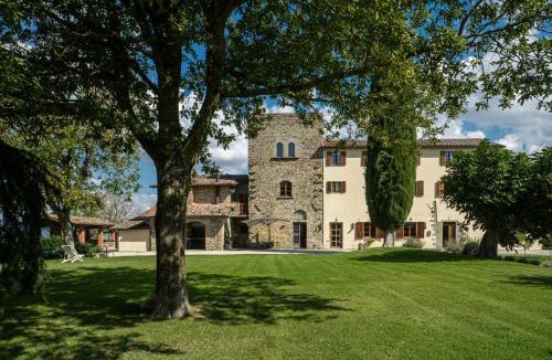 Bivio Lugnano Villa | Villa Dogane by MMega
