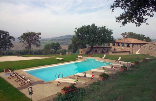 Pienza House | Villa in Monticchiello with pool,Airconditioning,BBQ,Garten,Table tennis,sleep14