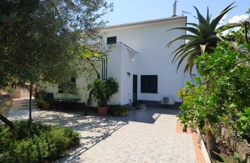 Patti House | Villa Maria