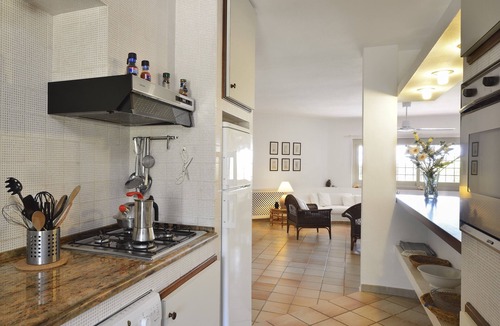 Pula Villa | Villa Mimosa – Exclusive Villa with Large Garden and Sea View near Pula