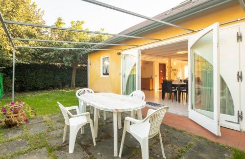 Marina di Massa Villa | Villa Patrice by MMega