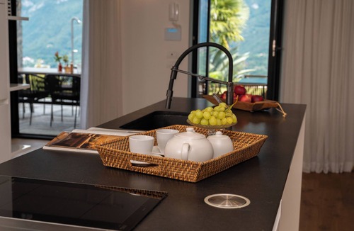 Civenna Villa | Villa Valentina - Four Bedroom Villa, Sleeps 8