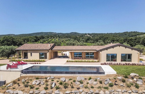 Gradoli House | Villa with magnificent views of the Bolsena lake. Air conditioning in all rooms