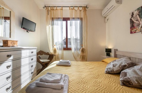 Capitana House | Villino Ester