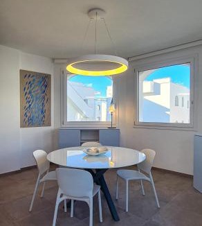 Marcelli Apartment | White Oasis - Piscina e Ombrellone in spiaggia seconda fila incluso