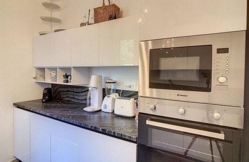 Arenzano Apartment | Wohnung 'Sea House' in Strandnähe by Interhome