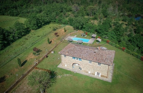 Badia Agnano Villa | Wonderful private villa with A/C, internet, private pool, patio, pets allowed and panoramic view