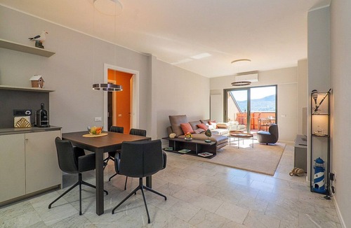 Ghiffa Apartment | Yachting Residence B 13 by Lago Reisen