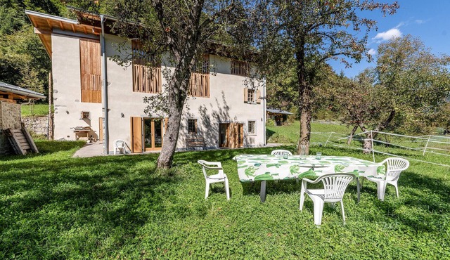 3 bedroom awesome home in Ledro