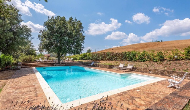 3 bedroom beautiful home in Monteroni D´Arbia