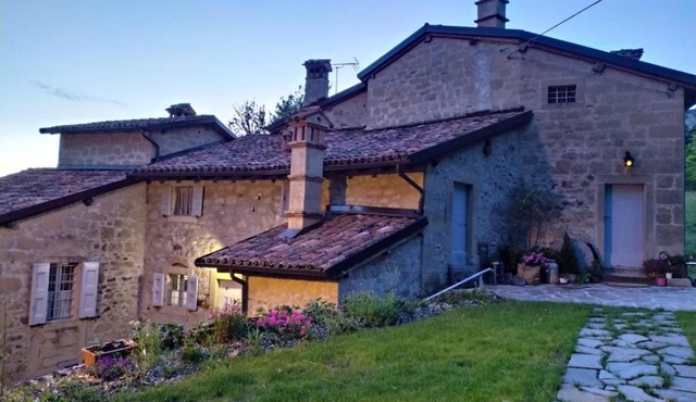 A 5 min dalla Rocchetta Mattei - B&B Antico Mulino