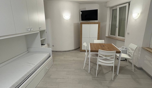 Apartment 'Flora F2' with Sea View and Air Conditioning