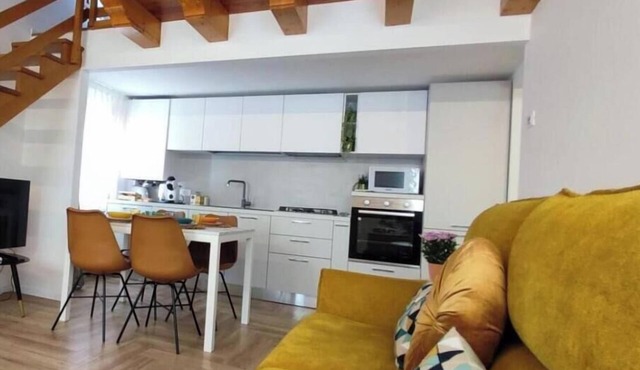 Aqua Alta Holiday Home with Wi-Fi and Air Conditioning