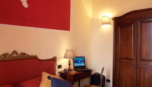 Beautiful Double Room in Montecatini Terme