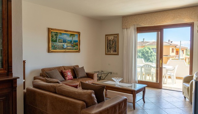 Casa Lucia - Three Bedroom Apartment, Sleeps 5