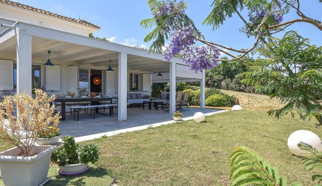 Cozy home in Balestrate with WiFi