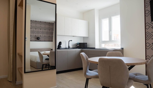 Deluxe Apartment