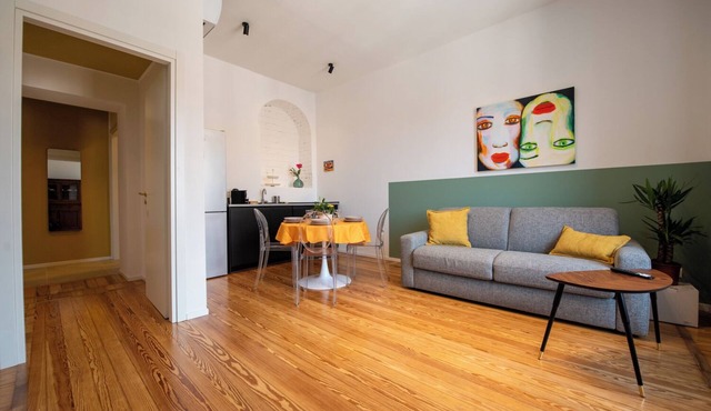 Design and peaceful apartment in Milan city center in an historical building